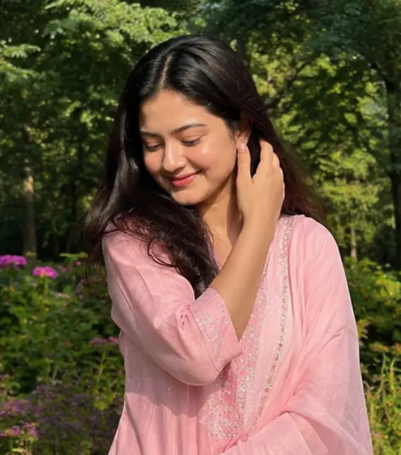 Bhavna Airhostess Escorts